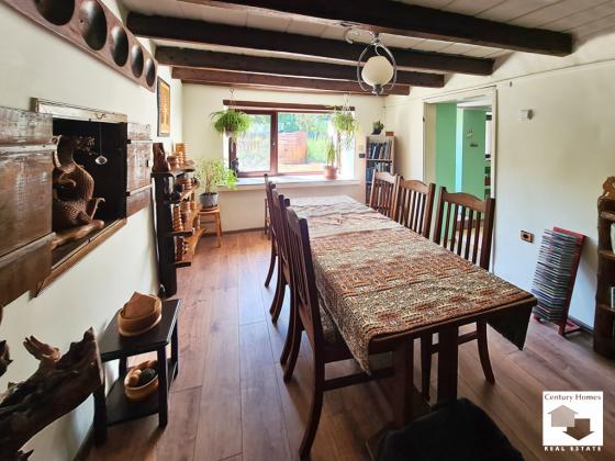 Image No.6-4 Bed House for sale