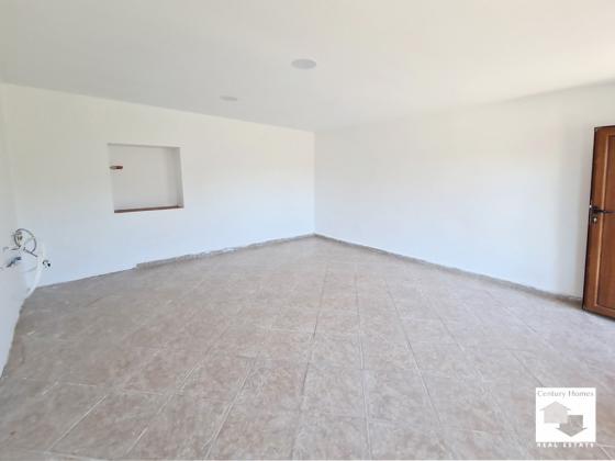 Image No.5-2 Bed House for sale