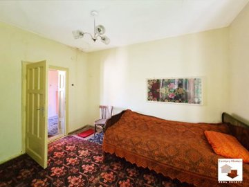 large1789741070