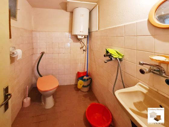 Image No.8-3 Bed House for sale