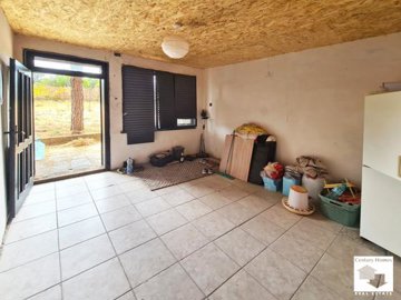 large1790842367
