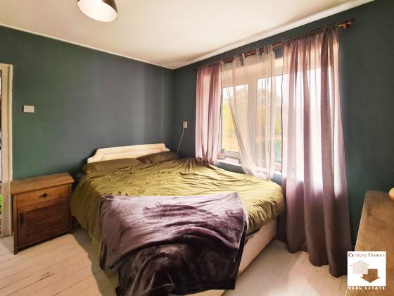 Image No.11-3 Bed House for sale