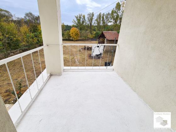 Image No.19-3 Bed House for sale