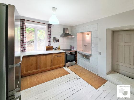 Image No.8-3 Bed House for sale