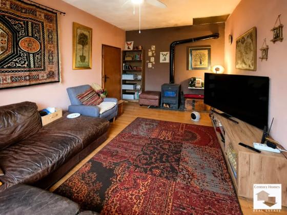 Image No.12-2 Bed House for sale