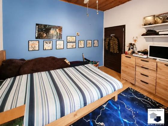 Image No.18-2 Bed House for sale
