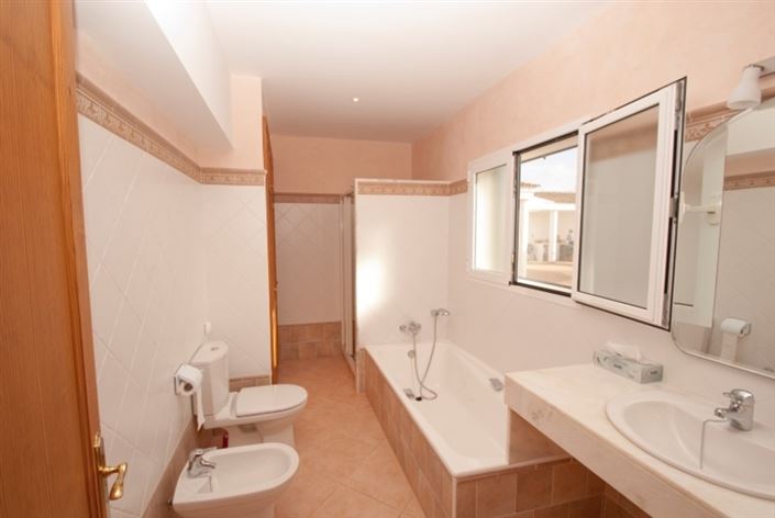 Image No.16-Villa de 7 chambres à vendre à Trebaluger