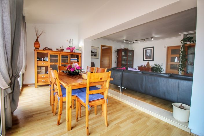 Image No.9-4 Bed Villa for sale