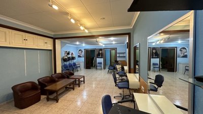 Commercial à vendre à Es Castell