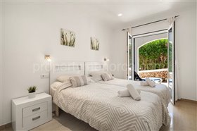 Image No.22-5 Bed Villa for sale