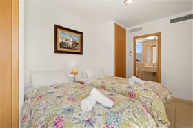 Image No.22-4 Bed Villa for sale