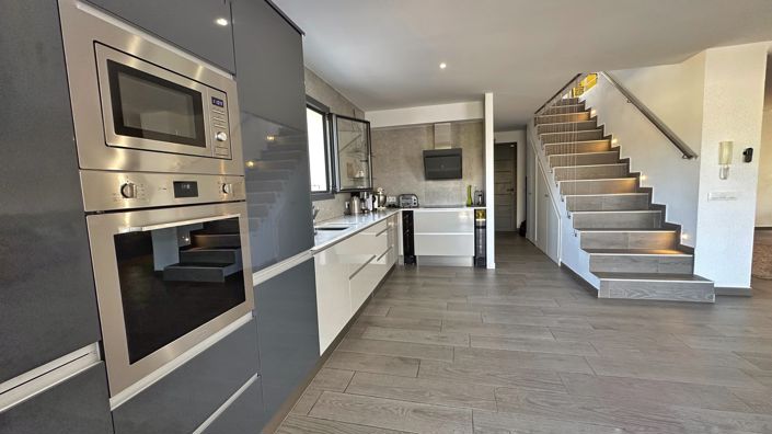 Image No.14-3 Bed Villa for sale