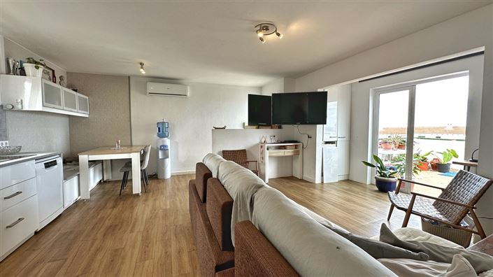 Image No.21-Villa for sale