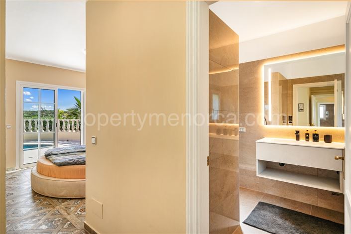 Image No.14-Villa de 4 chambres à vendre à Cala Llonga