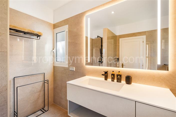 Image No.15-Villa de 4 chambres à vendre à Cala Llonga