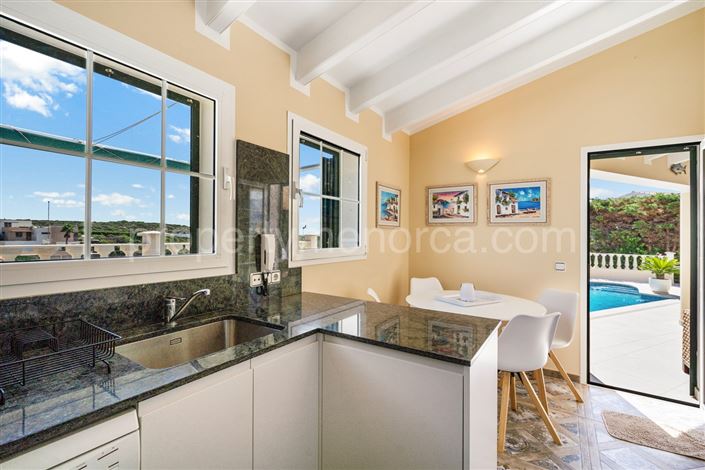 Image No.5-Villa de 4 chambres à vendre à Cala Llonga