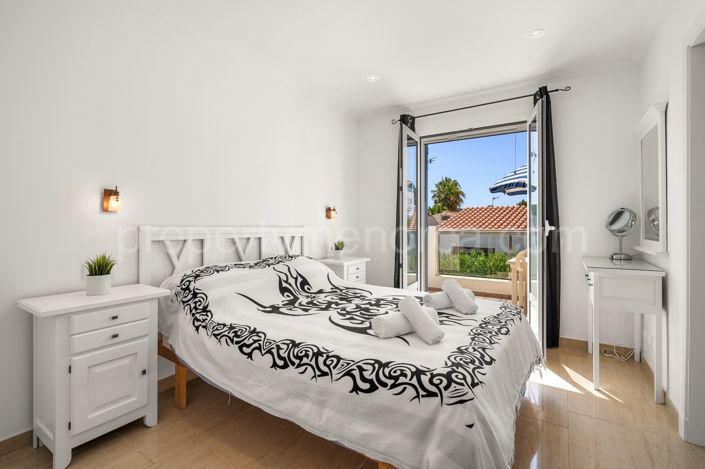 Image No.18-5 Bed Villa for sale