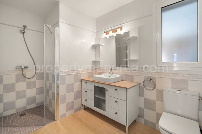 Image No.27-5 Bed Villa for sale