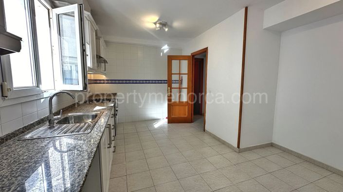 Image No.17-3 Bed Townhouse for sale