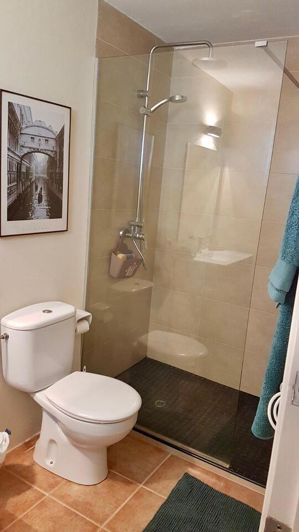 Image No.17-2 Bed Villa for sale