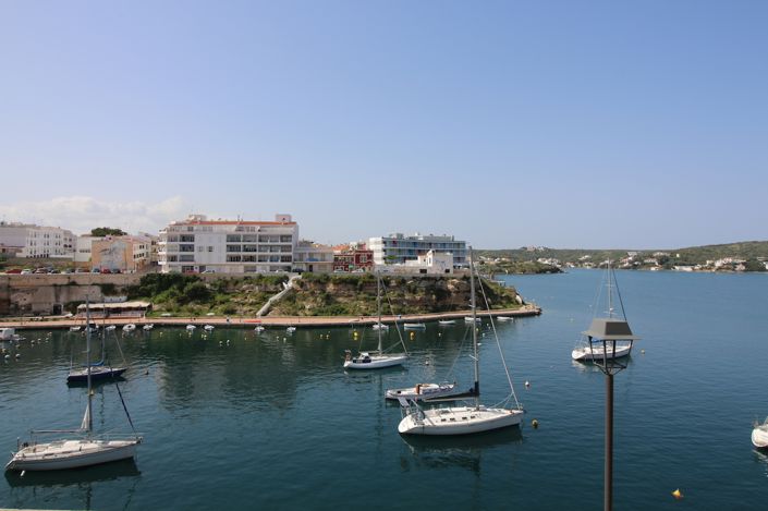 Image No.17-8 Bed Villa for sale