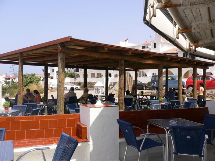 Image No.11-3 Bed Commercial for sale