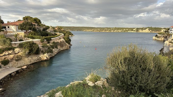 Image No.36-3 Bed Commercial for sale