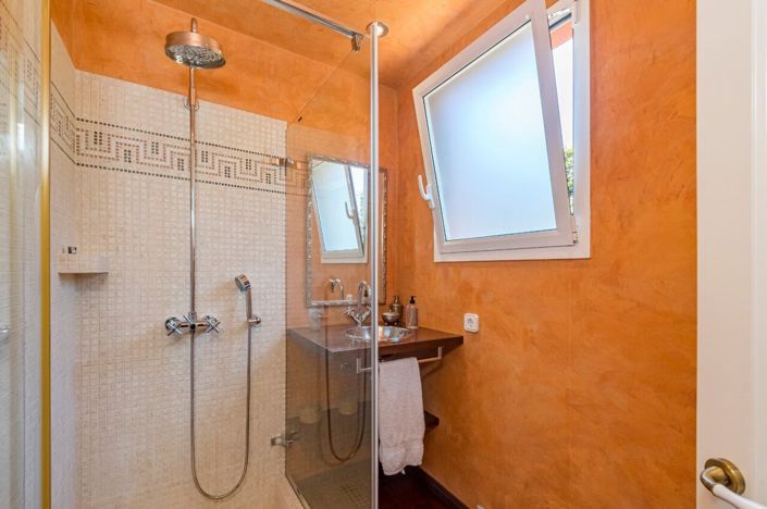 Image No.8-4 Bed Villa for sale