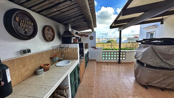 Image No.41-5 Bed Villa for sale