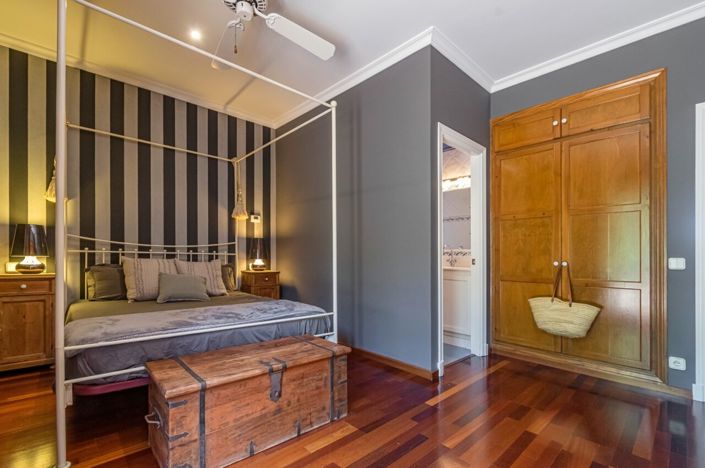 Image No.14-7 Bed Villa for sale