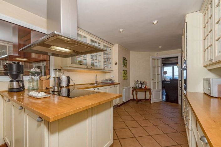 Image No.16-7 Bed Villa for sale