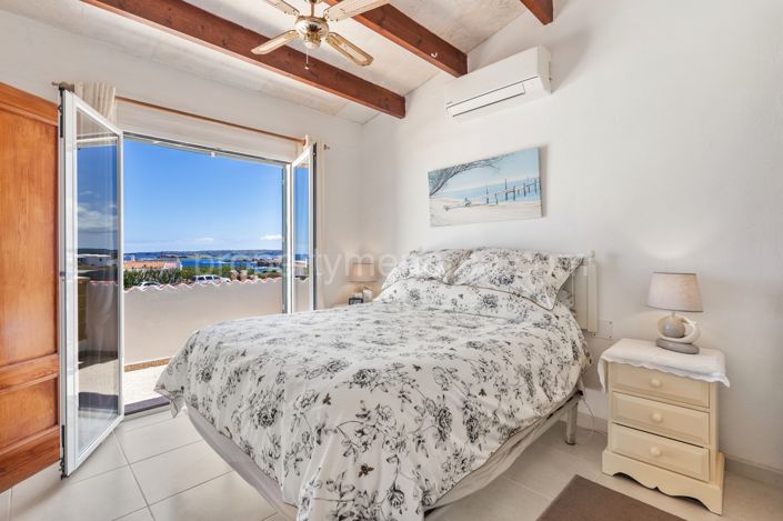 Image No.19-3 Bed Villa for sale