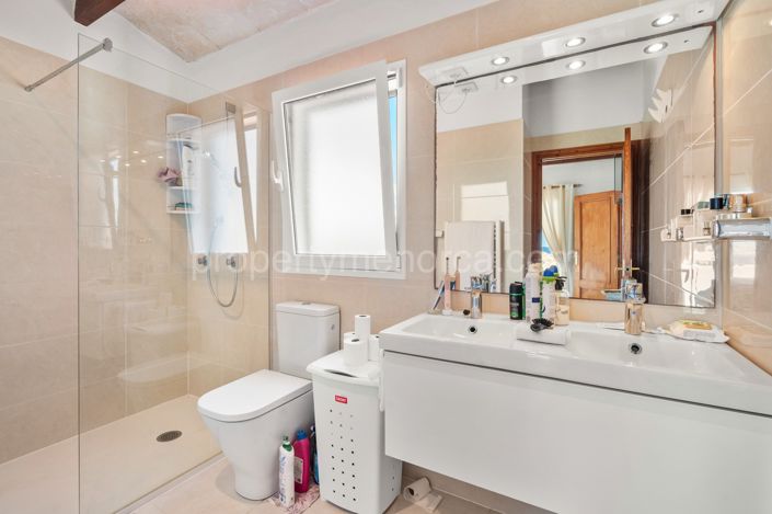 Image No.22-3 Bed Villa for sale