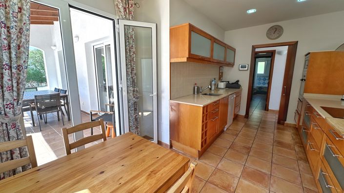 Image No.12-4 Bed Villa for sale