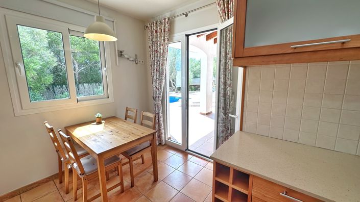 Image No.13-4 Bed Villa for sale