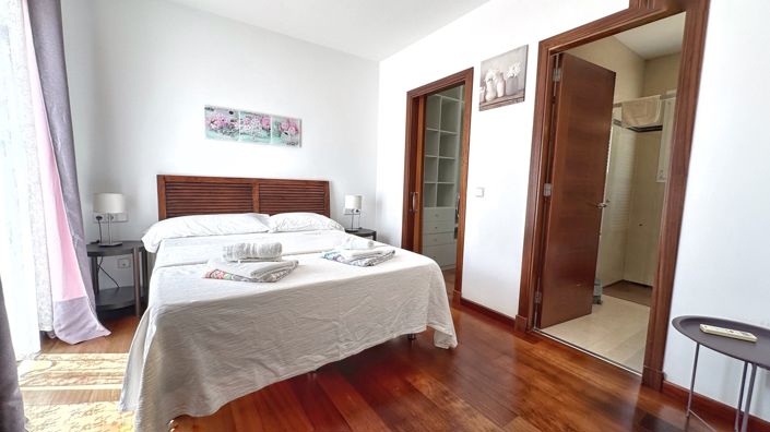 Image No.21-4 Bed Villa for sale