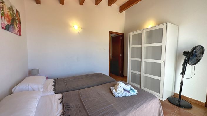 Image No.30-4 Bed Villa for sale