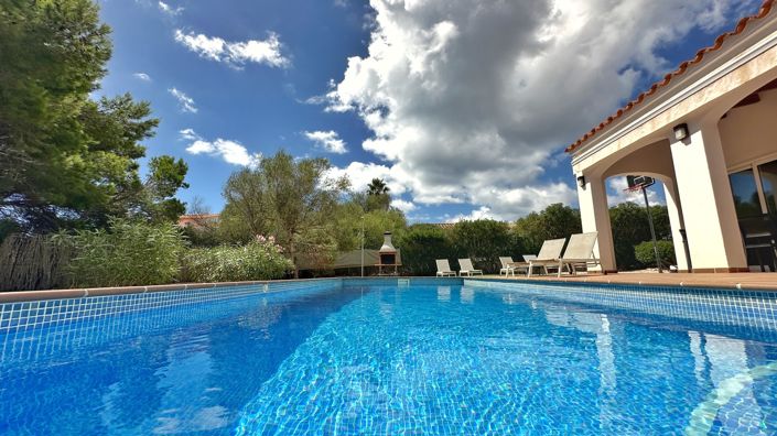 Image No.37-4 Bed Villa for sale