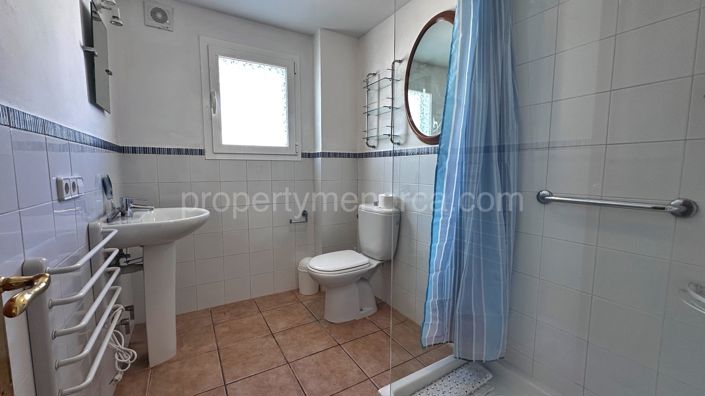 Image No.24-2 Bed Townhouse for sale