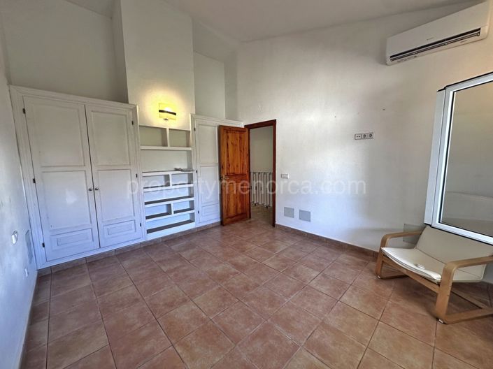 Image No.32-2 Bed Townhouse for sale