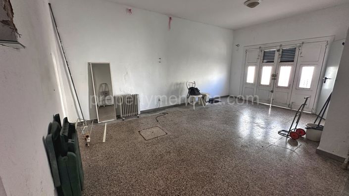 Image No.6-2 Bed Townhouse for sale