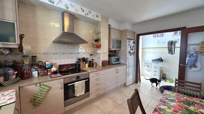 Image No.12-3 Bed Villa for sale