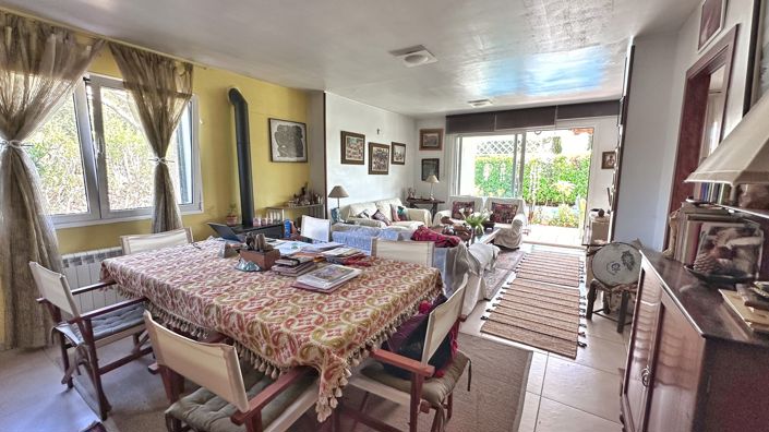 Image No.9-3 Bed Villa for sale