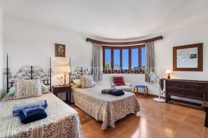 Image No.29-3 Bed Villa for sale