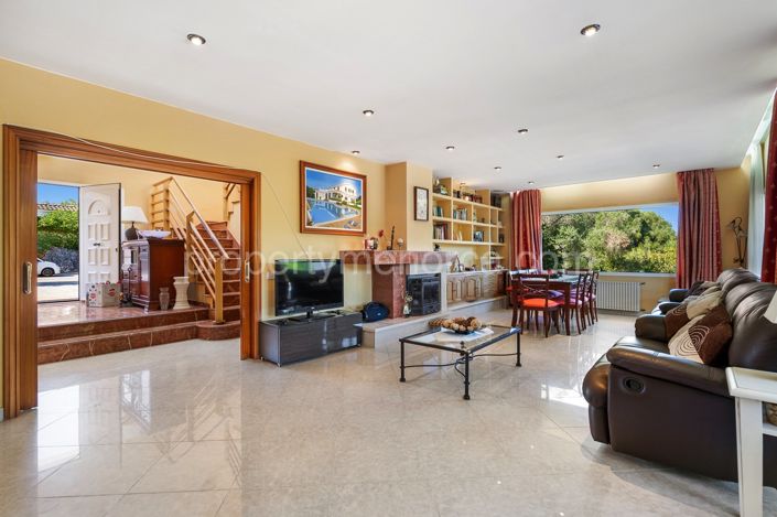 Image No.18-5 Bed Villa for sale