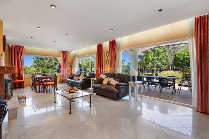Image No.19-5 Bed Villa for sale