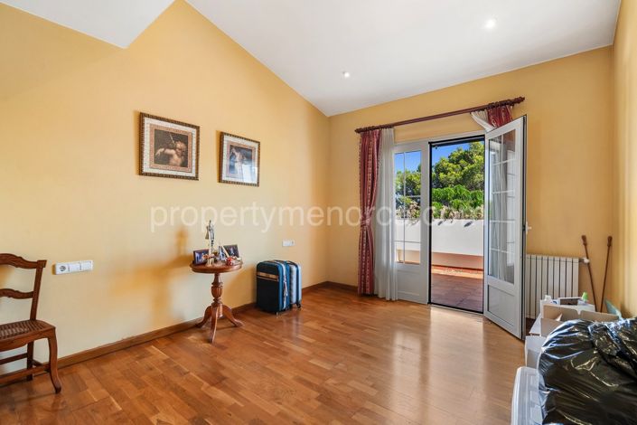 Image No.34-5 Bed Villa for sale