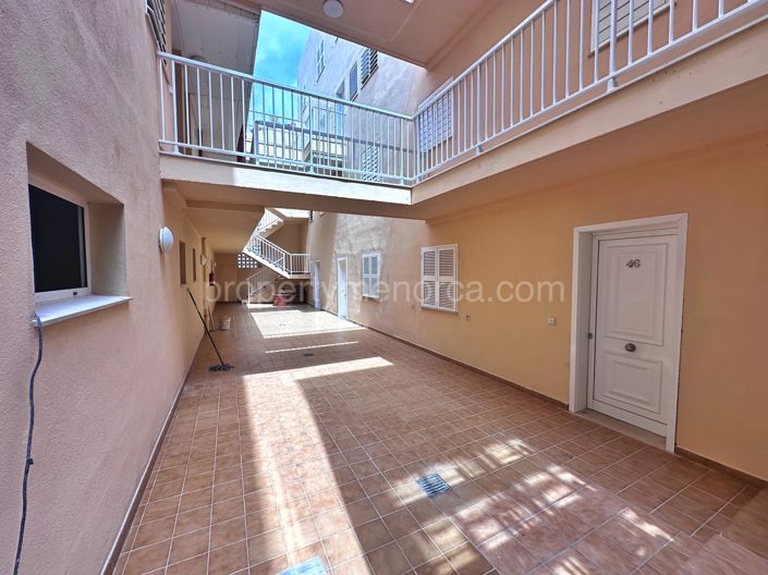 Image No.21-3 Bed Apartment for sale