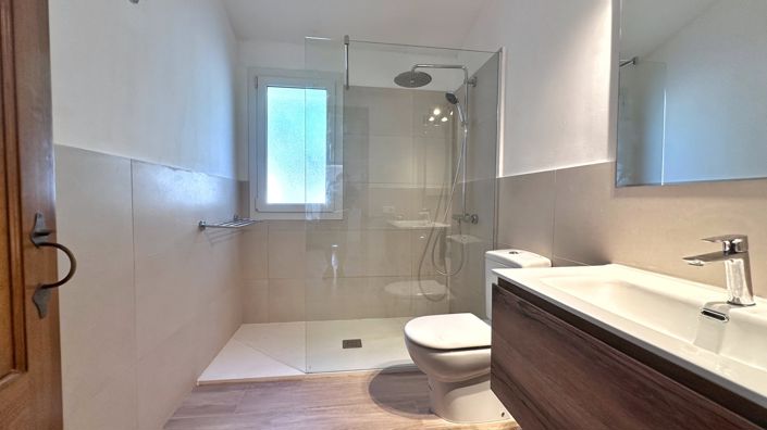 Image No.19-3 Bed Villa for sale