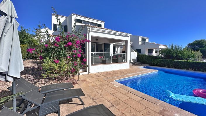 Image No.3-3 Bed Villa for sale